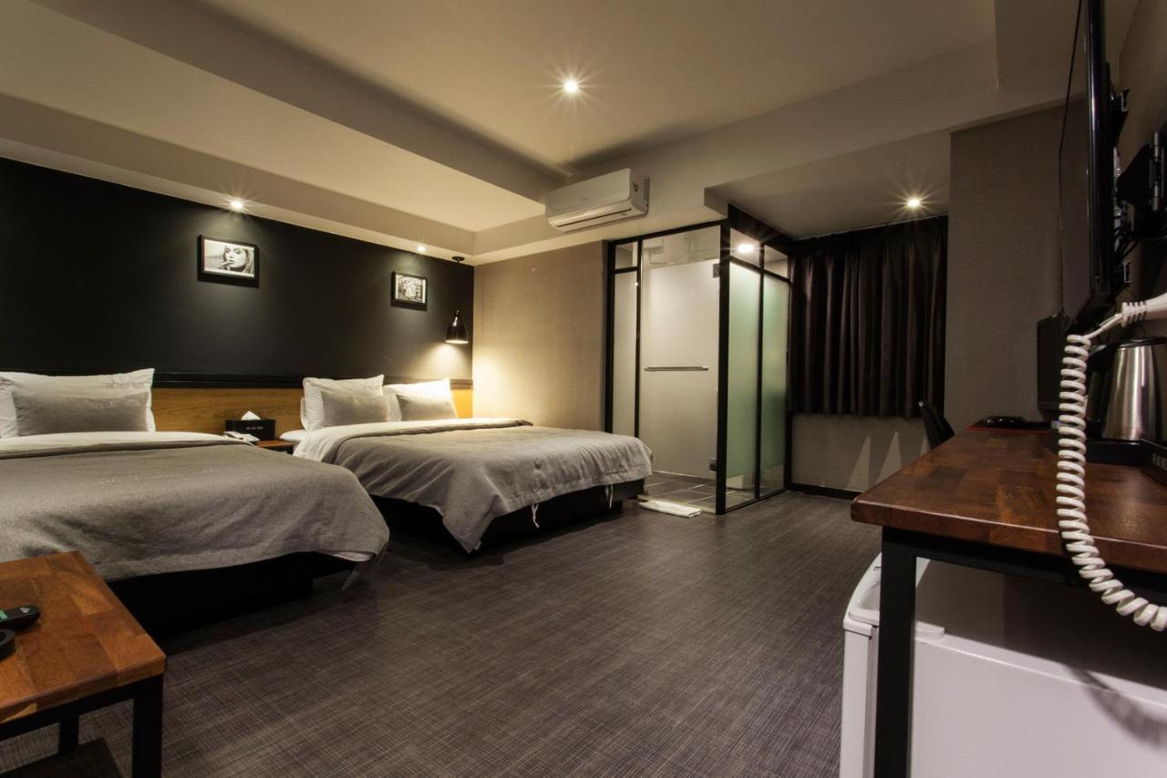 โรงแรมเดอะ ลาสต์ 2*
