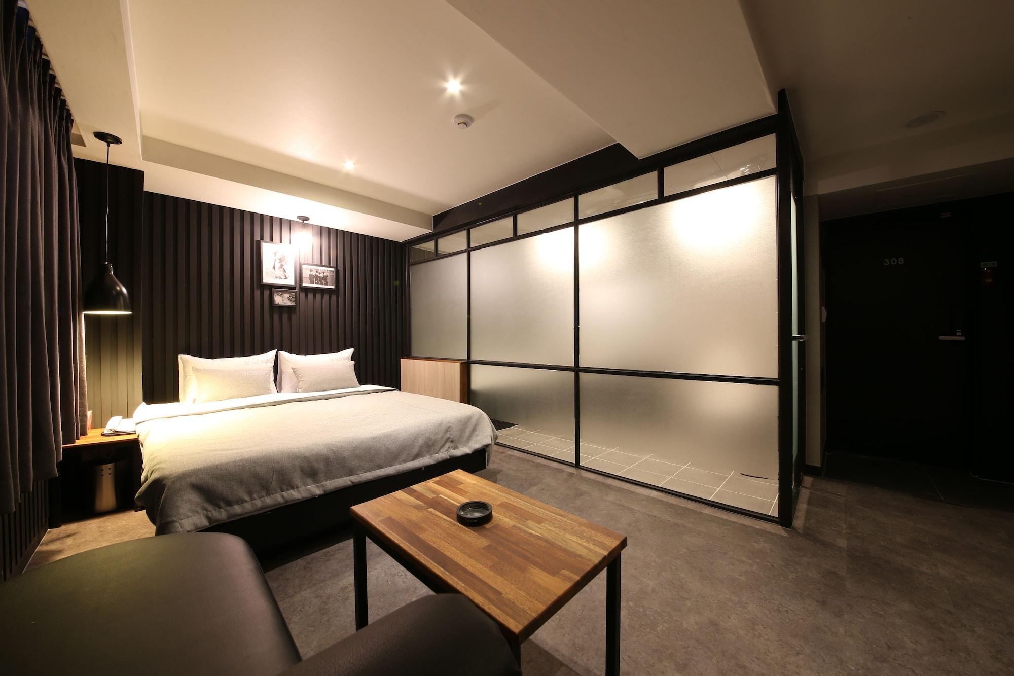 โรงแรมเดอะ ลาสต์ โรงแรม 2*